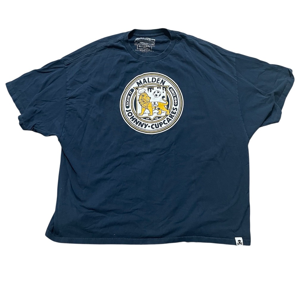 Johnny Cupcakes Malden Soccer Lion Graphic T‎ Shirt Mens 5X Large Tee